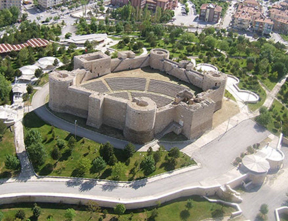 Karaman Halı Yıkama Şampuanı